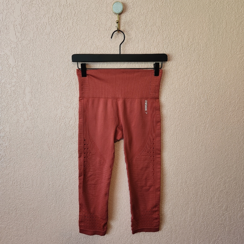 Gym Shark Coral Peach Cropped Ankle Length Capri Leggings